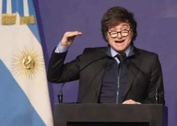 Indec říká, že argentinská ekonomika se do října propadla o 2,7 %