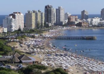 Uruguaj verí, že argentínski turisti zachránia letnú sezónu