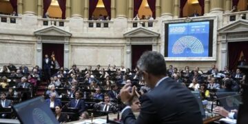 Argentinská komora poslanců schválí vyhlášku Milei s odkazem na MMF - Mercopress