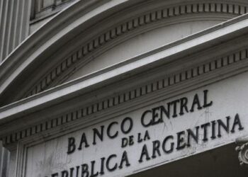 Argentina uzavírá dohodu za 20 000 milionů USD s MMF a snaží se přinést rezervace na 50 000 milionů USD - Mercopress