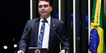 Flávio Bolsonaro se shoduje: Americké tarify jsou nespravedlivé
