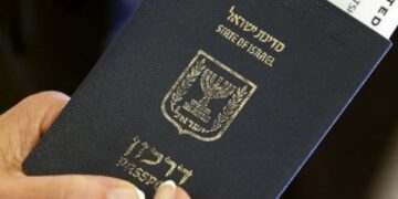 Uruguaj zastavuje a odsudzuje iránskeho občana za vstup do falošného izraelského pasu - Mercopress