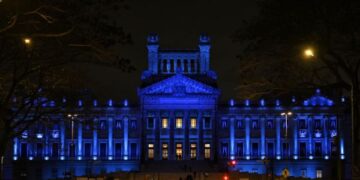 Uruguaj oslavuje sté výročie legislatívneho paláca s novým osvetlením - Mercopress