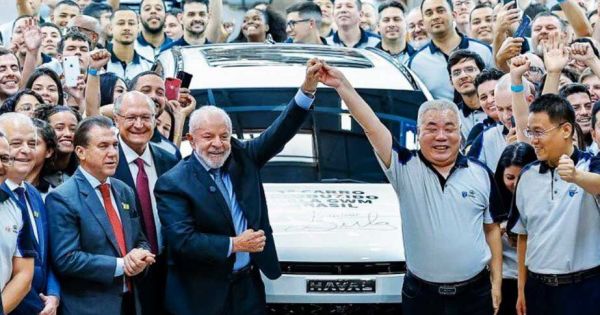 Čínský automobilový průmysl GWM otevírá svou první továrnu v Jižní Americe - Mercopress 65 Čínský automobilový průmysl GWM otevírá svou první továrnu v Jižní Americe - Mercopress