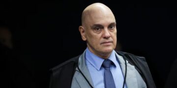 Eduardo Bolsonaro uvádí, že de Moraes je „bláznivý soudce“ - Mercopress