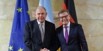 Nový britský velvyslanec je představen v San Martín Palace - Mercopress