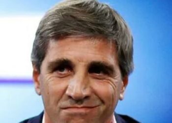 Dolar střílí uprostřed argentinské politické nestability - Mercopress