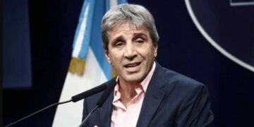 Argentina se drží plovoucího dolaru, oznamuje Caputo - Mercopress