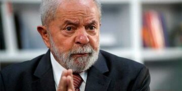 Lula obhajuje nezávislou Latinskou Ameriku tváří v tvář vnějšímu obtěžování