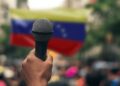 IAPA zisťuje zhoršenie podmienok novinárov v Paraguaji a Venezuele