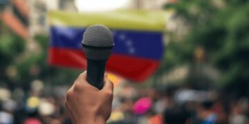 IAPA zisťuje zhoršenie podmienok novinárov v Paraguaji a Venezuele