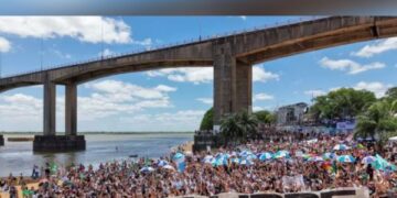 CFK posílá nahranou zprávu na výroční feministické setkání