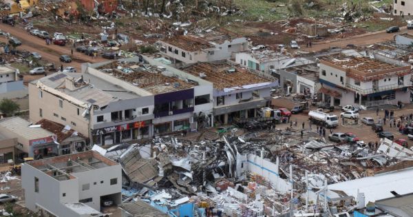 Nejméně šest mrtvých po tornádu v jižní Brazílii 65 Nejméně šest mrtvých po tornádu v jižní Brazílii