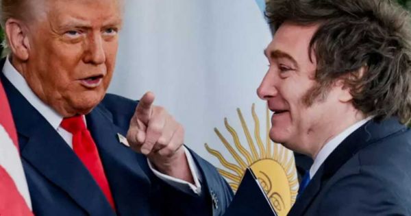 Trumpův tým hodnotí dolarizaci argentinské ekonomiky 65 Trumpův tým hodnotí dolarizaci argentinské ekonomiky