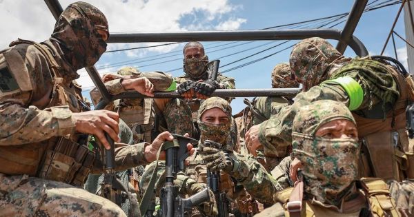 Masivní nasazení policie proti Comandu Vermelho v Rio favela 65 Masivní nasazení policie proti Comandu Vermelho v Rio favela