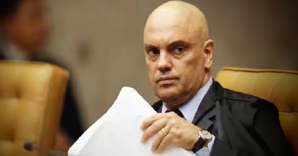De Moraes a jeho manželka jsou odstraněni ze seznamu osob sankcionovaných Magnitského zákonem 65 De Moraes a jeho manželka jsou odstraněni ze seznamu osob sankcionovaných Magnitského zákonem
