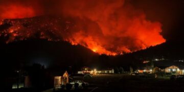 V argentinské Patagonii pokračují požáry a v pohotovosti je deset provincií 62 V argentinské Patagonii pokračují požáry a v pohotovosti je deset provincií