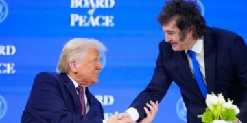 Trumpův zájem roste poté, co letadlo amerického letectva přiletí do Ushuaia se zákonodárci 62 Trumpův zájem roste poté, co letadlo amerického letectva přiletí do Ushuaia se zákonodárci