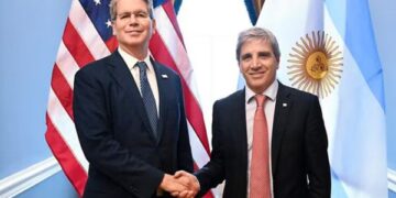 Bessent chválí Milei za rychlé swapování 53 Bessent chválí Milei za rychlé swapování