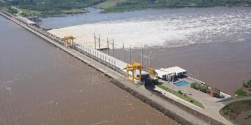 Napětí mezi Argentinou a Uruguayí ovlivňuje binacionální komisi řeky Uruguay 1 Napätie medzi Argentínou a Uruguajom ovplyvňuje binacionálnu komisiu rieky Uruguaj