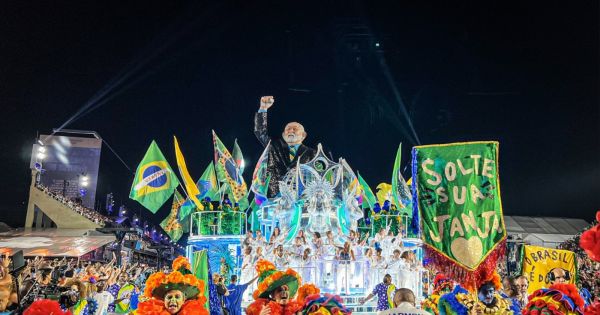 pocty, satiry a skandály 65 pocty, satiry a skandály