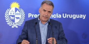 Senátna komisia prešetrí zmluvu s Cardama po ukončení oceánskych hliadok 51 Senátna komisia prešetrí zmluvu s Cardama po ukončení oceánskych hliadok