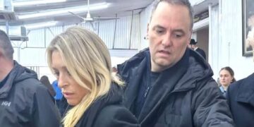 Adorni pod tlakem, aby přidal svou manželku na oficiální turné Milei ve Spojených státech 1 Adorni pod tlakem, aby přidal svou manželku na oficiální turné Milei ve Spojených státech