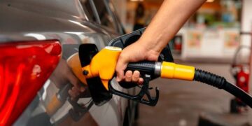 Nárůst benzínu komplikuje březnovou inflaci 1 Nárůst benzínu komplikuje březnovou inflaci