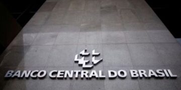 Brazilská centrální banka zahajuje snižování sazeb a snižuje Selic na 14,75 % 51 Brazilská centrální banka zahajuje snižování sazeb a snižuje Selic na 14,75 %
