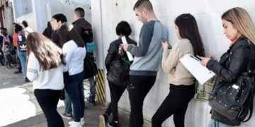 Nezaměstnanost v Argentině vzrostla na konci roku 2025 na 7,5 %, podle Indec 1 Nezaměstnanost v Argentině vzrostla na konci roku 2025 na 7,5 %, podle Indec