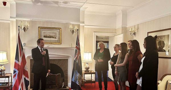 Falklandy, študenti z Argentíny, Paraguaja a Uruguaja, žijú týždeň na ostrovoch 65 Falklandy, študenti z Argentíny, Paraguaja a Uruguaja, žijú týždeň na ostrovoch