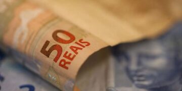 Fiskální deficit Brazílie vzrostl na 9,41 % HDP uprostřed hospodářského zpomalení a volebního roku 1 Fiskální deficit Brazílie vzrostl na 9,41 % HDP uprostřed hospodářského zpomalení a volebního roku