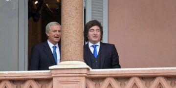 Kast podporuje argentinský nárok na Falklandy/Malvíny při první státní návštěvě Buenos Aires 51 Kast podporuje argentinský nárok na Falklandy/Malvíny při první státní návštěvě Buenos Aires