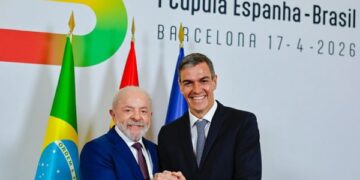 Lula a Sánchez uzavřeli progresivní alianci v Barceloně a volají po frontě proti globální extrémní pravici 1 Lula a Sánchez uzavřeli progresivní alianci v Barceloně a volají po frontě proti globální extrémní pravici