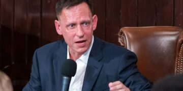 Technický magnát Peter Thiel se setkává s Milei po týdnu vyhrazených kontaktů s jeho vládou 1 Technický magnát Peter Thiel se setkává s Milei po týdnu vyhrazených kontaktů s jeho vládou