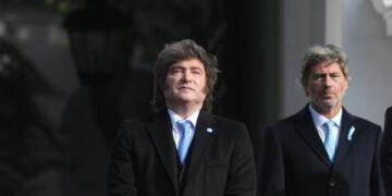 Argentinský senát schválil soudce, kterému Milei vzdorovala kvůli svému vztahu s novinářem 1 Argentinský senát schválil soudce, kterému Milei vzdorovala kvůli svému vztahu s novinářem