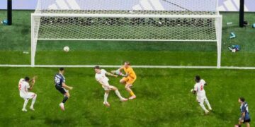 Argentina porazí Anglii 2:1 a ve finále mistrovství světa si zahraje proti Španělsku 1 Argentina porazí Anglii 2:1 a ve finále mistrovství světa si zahraje proti Španělsku