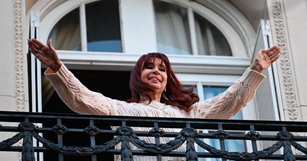 Cristina Kirchner rozšiřuje svůj mezinárodní právní tým, aby se zapojil do kauzy Roads v zahraničí 65 Cristina Kirchner rozšiřuje svůj mezinárodní právní tým, aby se zapojil do kauzy Roads v zahraničí