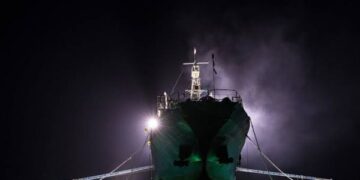 Španělské vyšetřování sleduje, jak asijská flotila olihní narušuje trh v jižním Atlantiku 1 Španělské vyšetřování sleduje, jak asijská flotila olihní narušuje trh v jižním Atlantiku