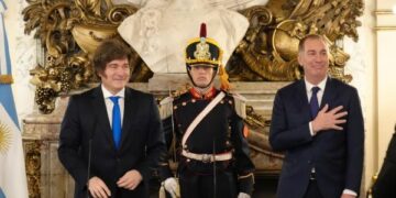 Milei se po výměně za Adorniho soustředí na interní agendu a vzdává se cesty do USA 1 Milei se po výměně za Adorniho soustředí na interní agendu a vzdává se cesty do USA
