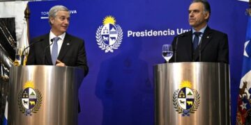 Uruguaj a Čile sa po samite medzi Orsi a Kast dohodli na koordinácii proti organizovanému zločinu 1 Uruguaj a Čile sa po samite medzi Orsi a Kast dohodli na koordinácii proti organizovanému zločinu